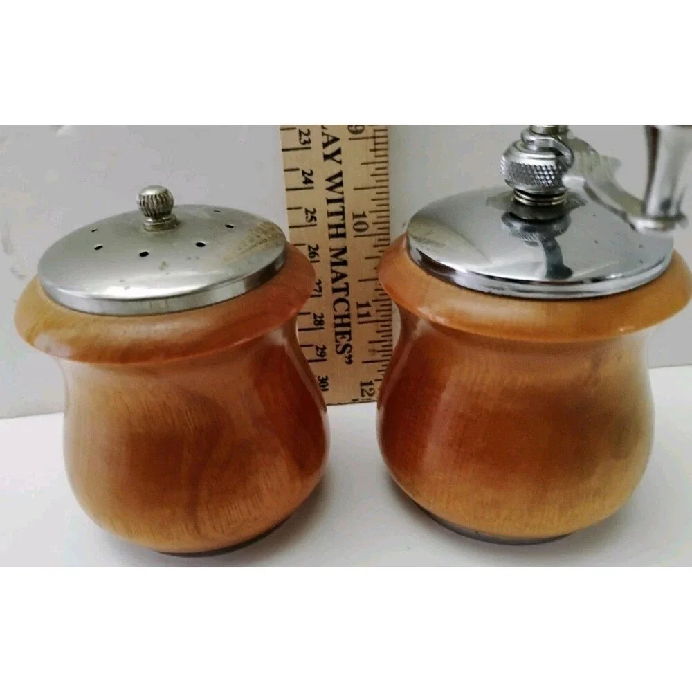 Vintage George S Thompson Salt Shaker Pepper Mill Set Los Angeles Calif Mini MCM